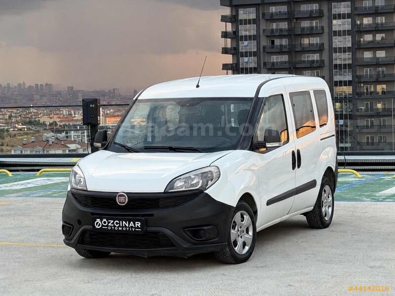 ÖZÇINAR OTOMOTİV'DEN 2015 MODEL 1.6 MULTİJET DOBLO
