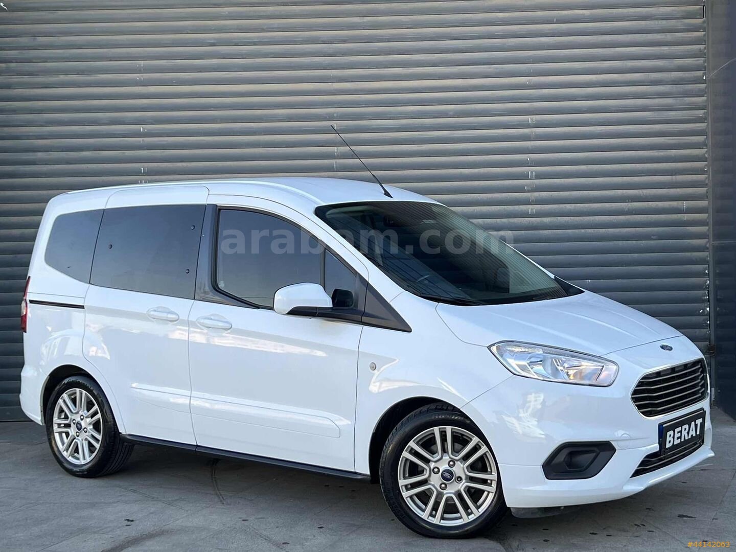 300 PEŞİNAT-SENET-2023 FORD COURİER TİTANIUM 100LÜK BAKIMLI 1