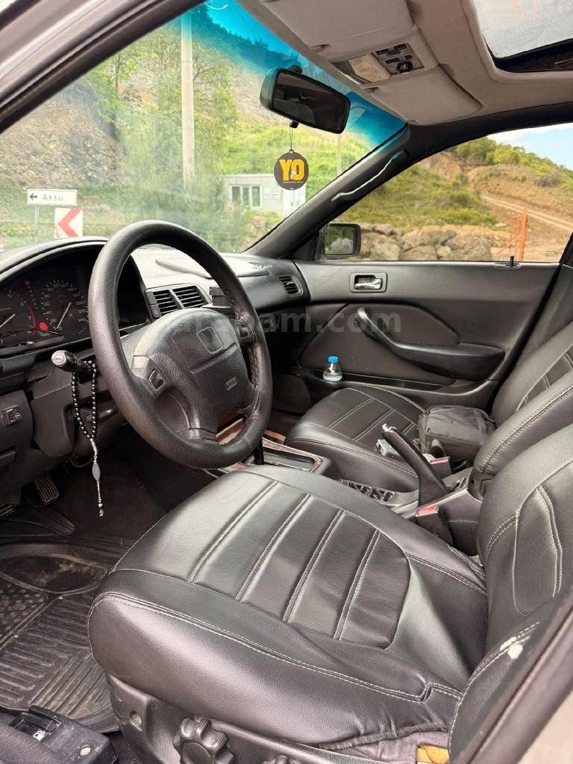 Sahibinden Honda Accord 2.0 LS 1997 Model Samsun 335.000 km Gri 6