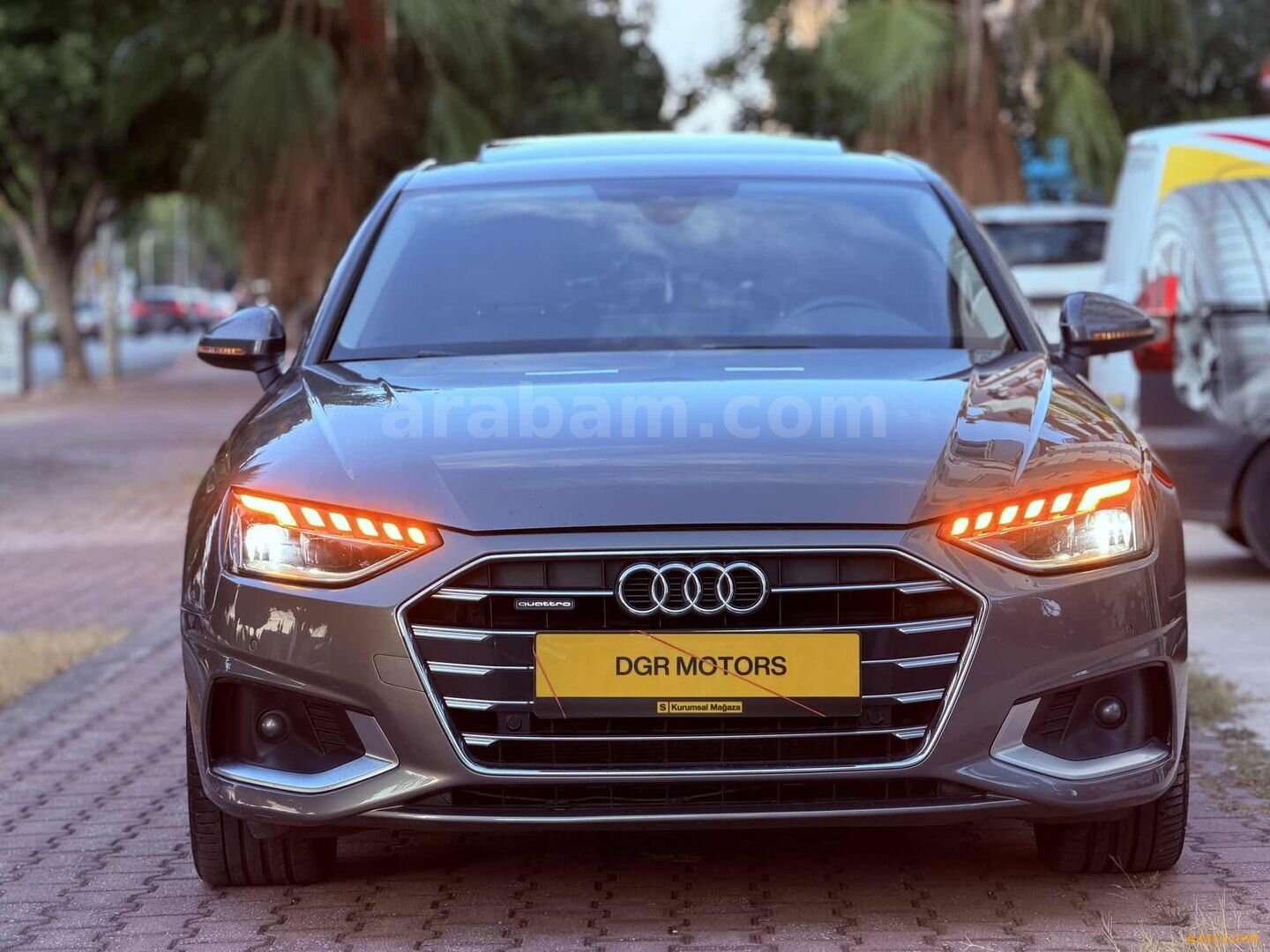 Galeriden Audi A4 Sedan 40 TDI Quattro Advanced 2020 Model Antalya 162.000 km Gri 1
