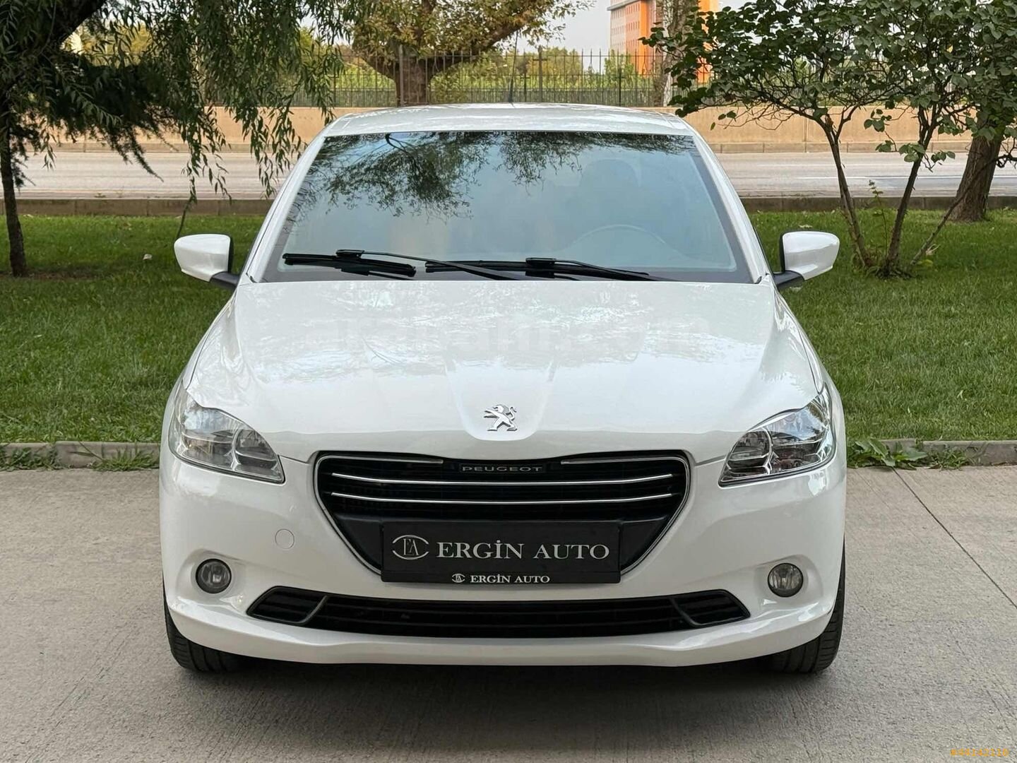 Galeriden Peugeot 301 1.6 HDi Active 2016 Model Bursa 195.000 km Beyaz 2