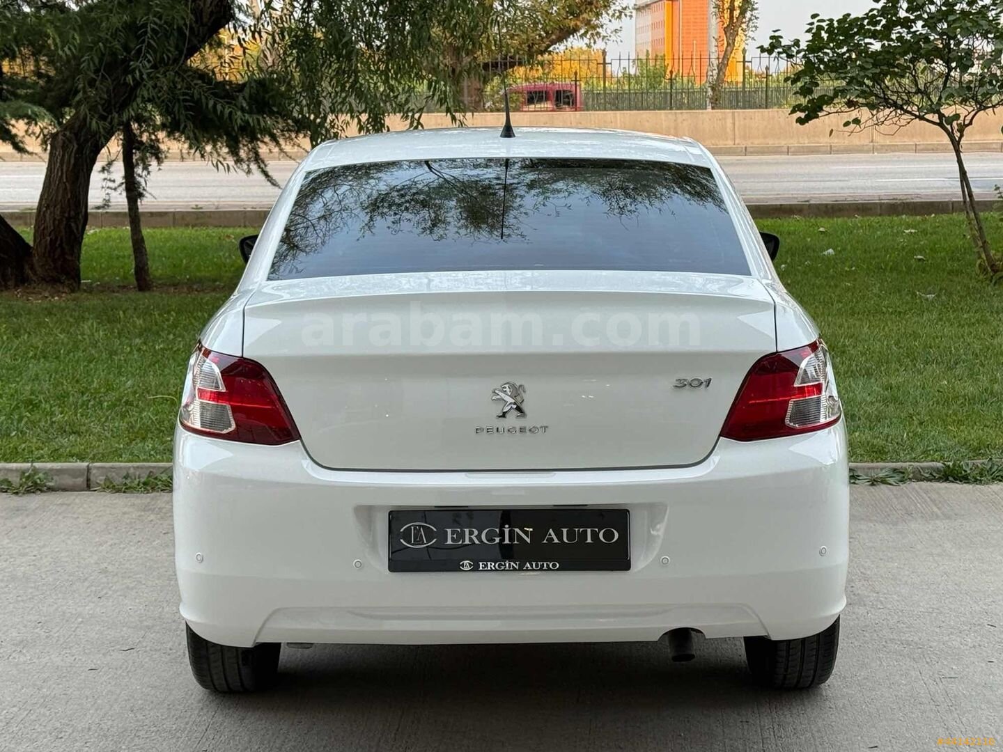 Galeriden Peugeot 301 1.6 HDi Active 2016 Model Bursa 195.000 km Beyaz 7