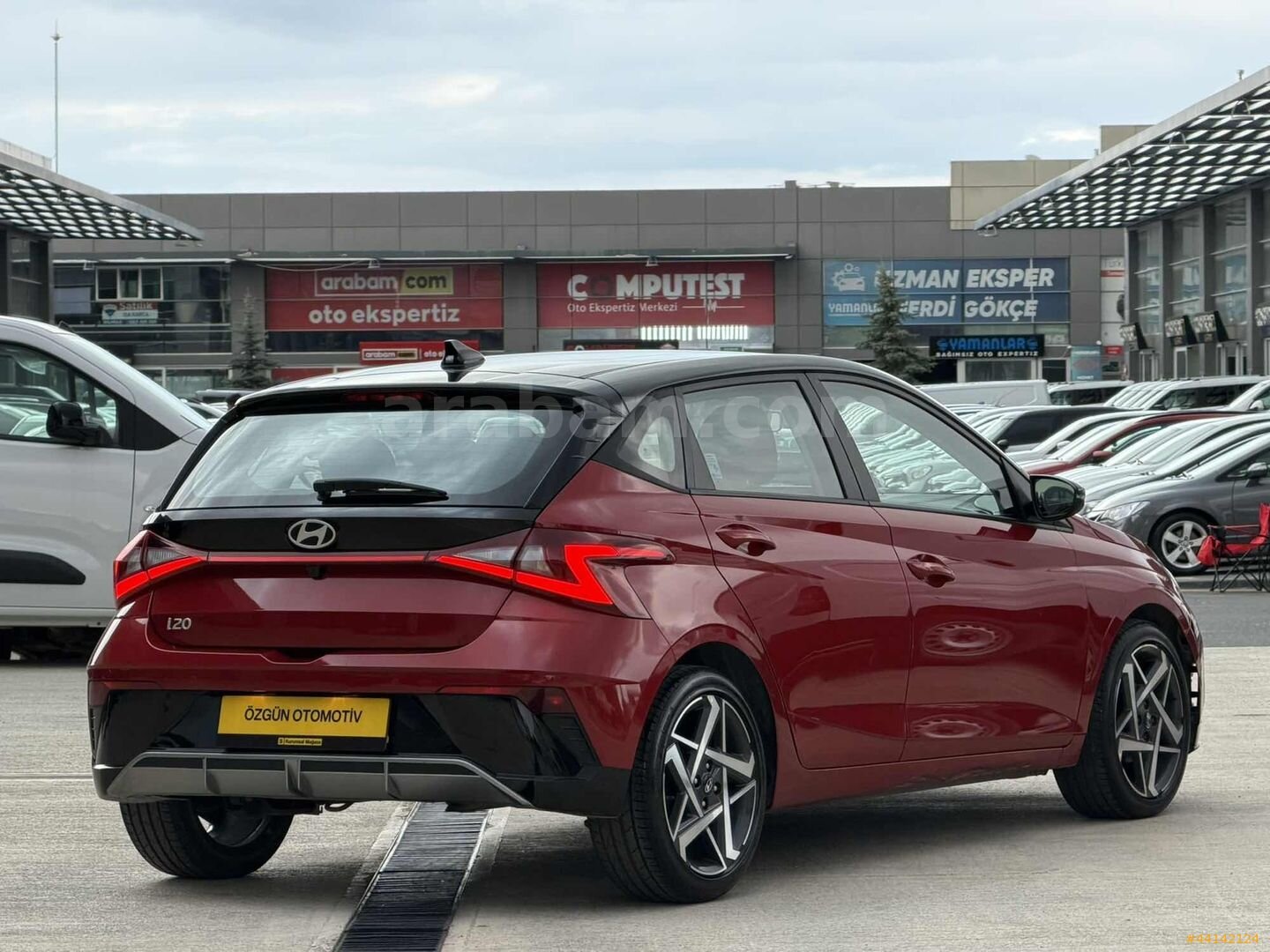 Galeriden Hyundai i20 1.4 MPI Style 2024 Model Ankara 26.000 km Kırmızı 6