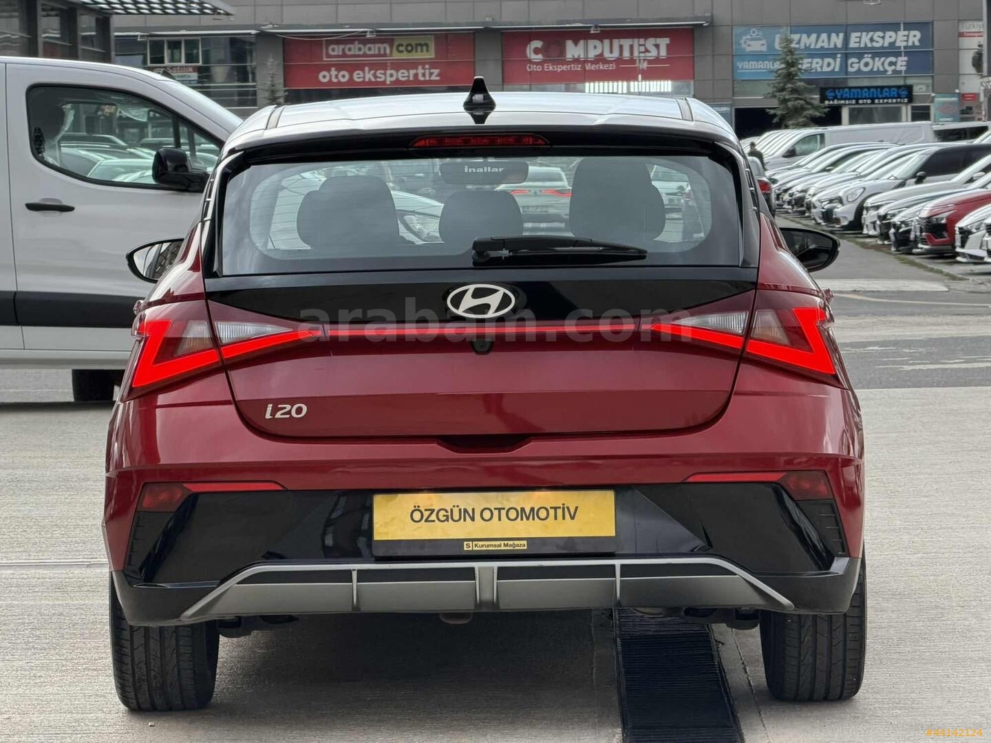 Galeriden Hyundai i20 1.4 MPI Style 2024 Model Ankara 26.000 km Kırmızı 5