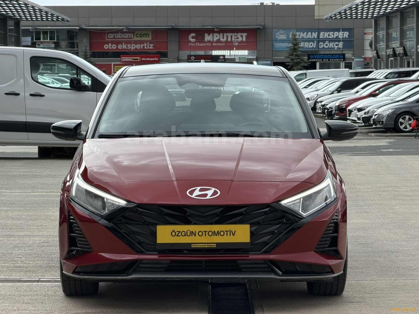 Galeriden Hyundai i20 1.4 MPI Style 2024 Model Ankara 26.000 km Kırmızı 2