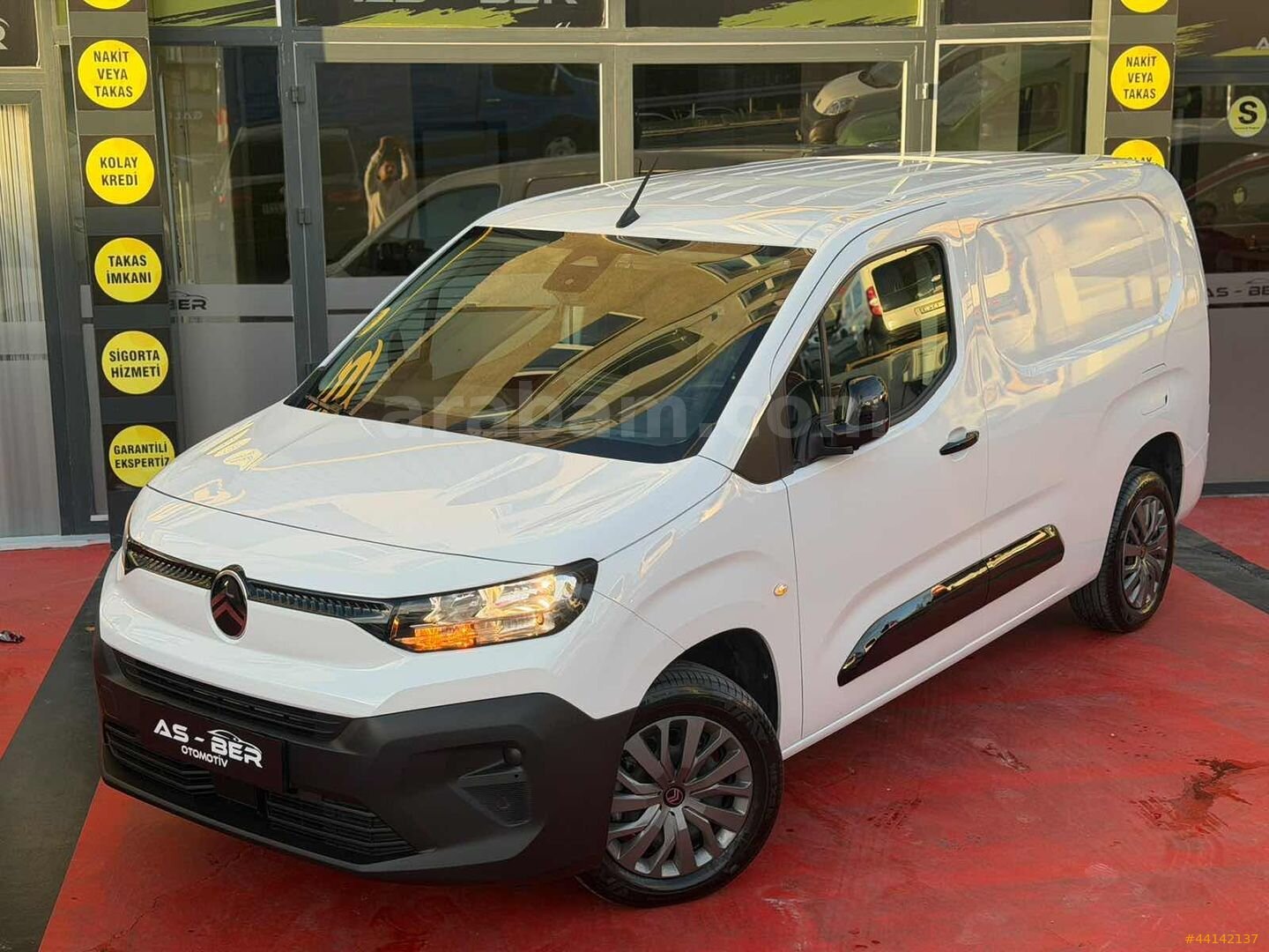2026 CİTROEN BERLİNGO 6.000KM HATASIZ K.KARTINA 12 TAKSİT 1