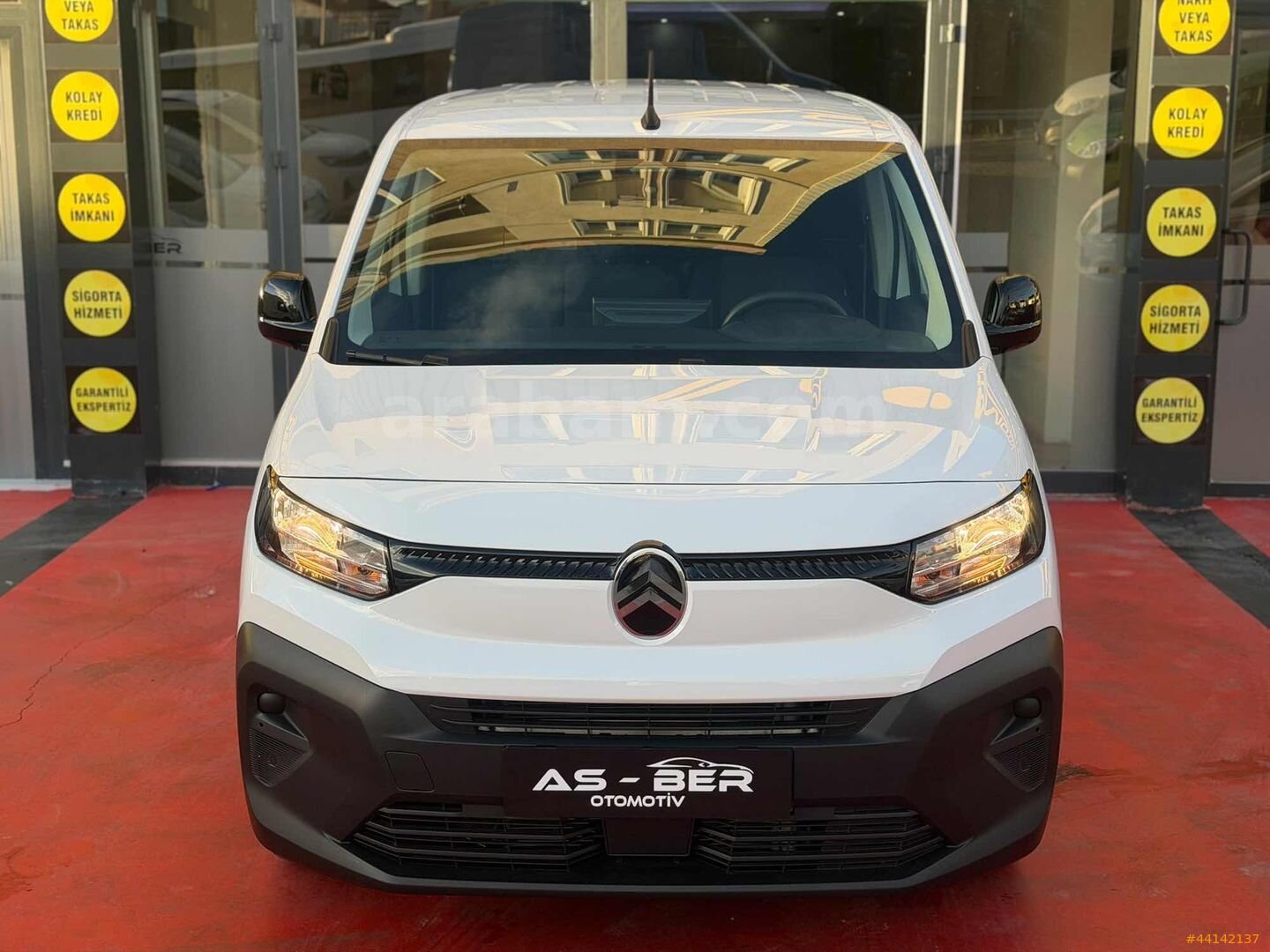 2026 CİTROEN BERLİNGO 6.000KM HATASIZ K.KARTINA 12 TAKSİT 7