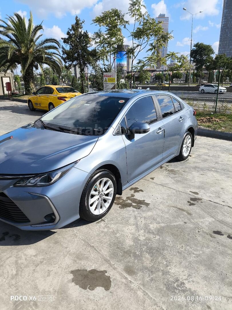 Sahibinden Toyota Corolla 1.8 Hybrid Dream 2022 Model İstanbul 125.500 km Gri (metalik) 2