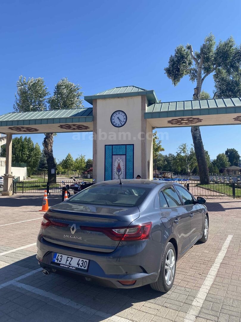 Sahibinden Renault Megane 1.6 Joy 2017 Model Kütahya 177.000 km Gri (titanyum) 3