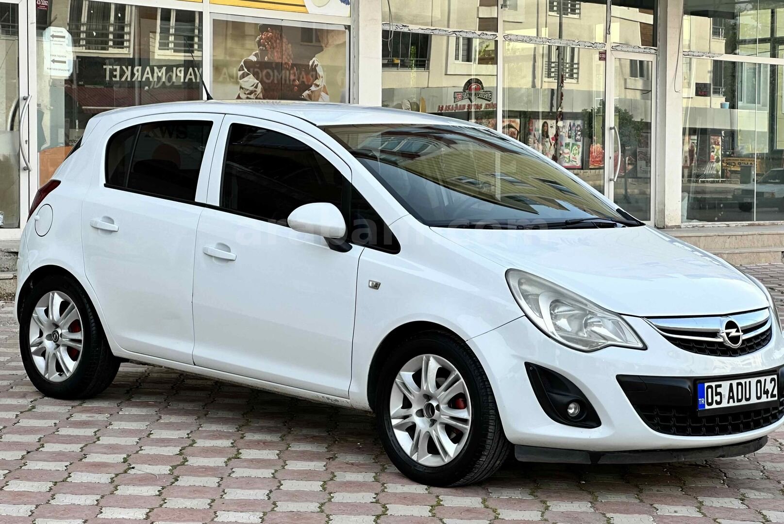 Galeriden Opel Corsa 1.3 CDTI Essentia 2012 Model Amasya 297.000 km Beyaz 7