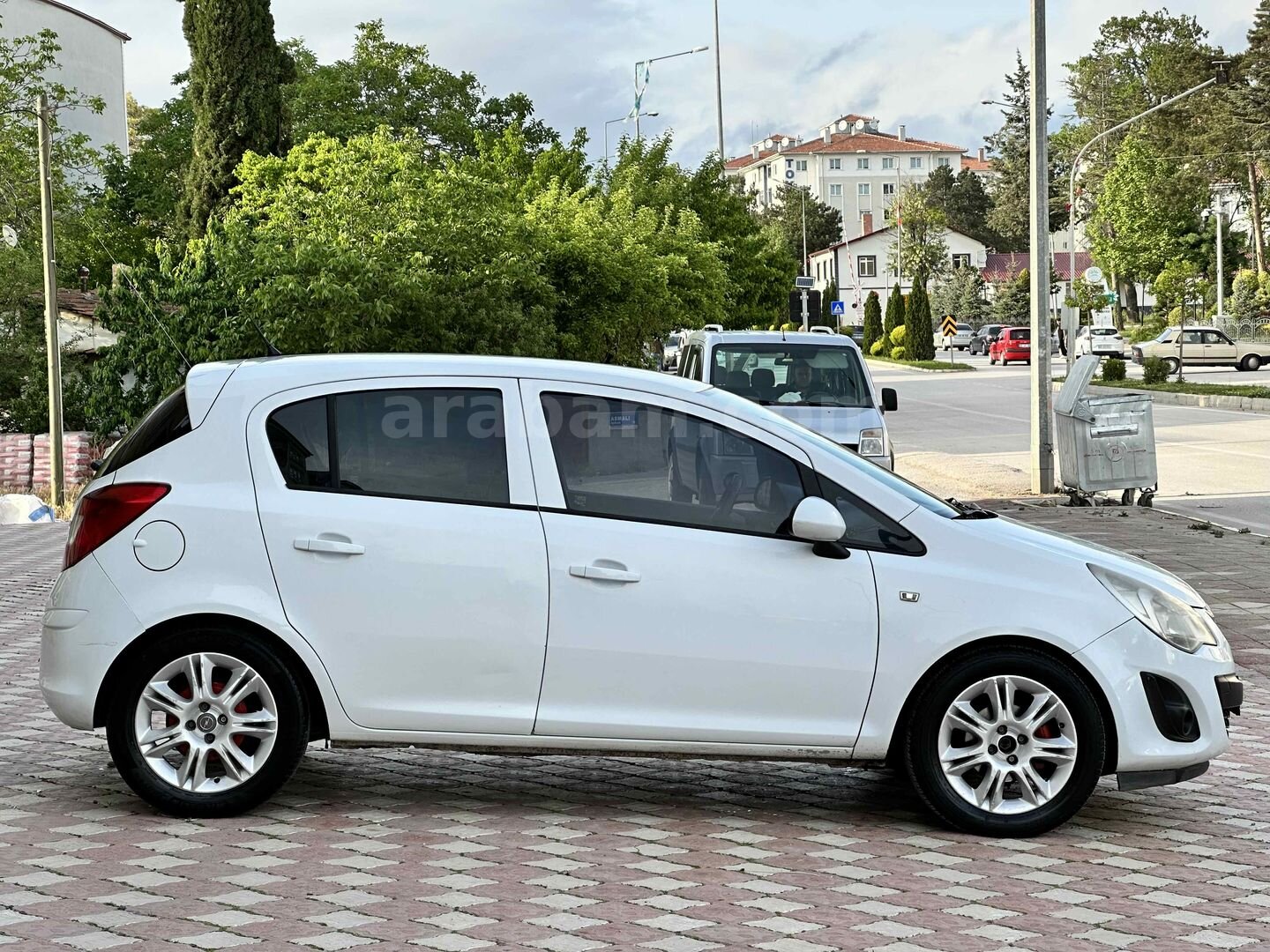 Galeriden Opel Corsa 1.3 CDTI Essentia 2012 Model Amasya 297.000 km Beyaz 6