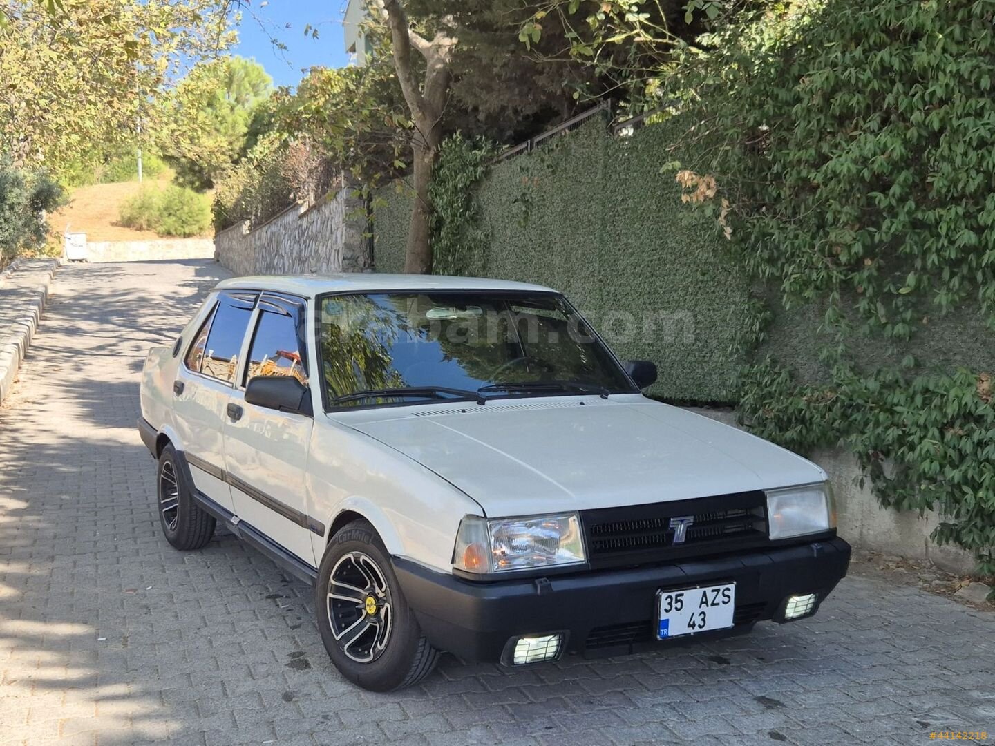 Galeriden Tofaş Şahin 1.6 1992 Model İzmir 67.500 km Beyaz 6