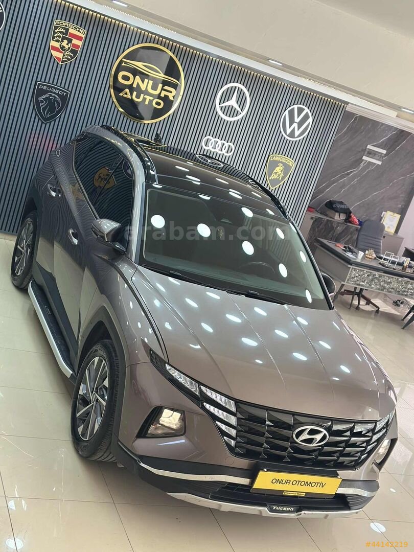 ONUR OTOMOTIV'DEN 2021 BOYASIZ DEGİSENSİZ 50.000KM TUCSON 5