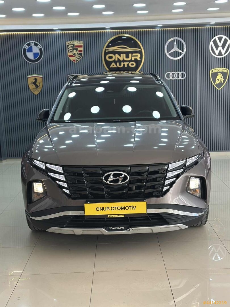 ONUR OTOMOTIV'DEN 2021 BOYASIZ DEGİSENSİZ 50.000KM TUCSON 2