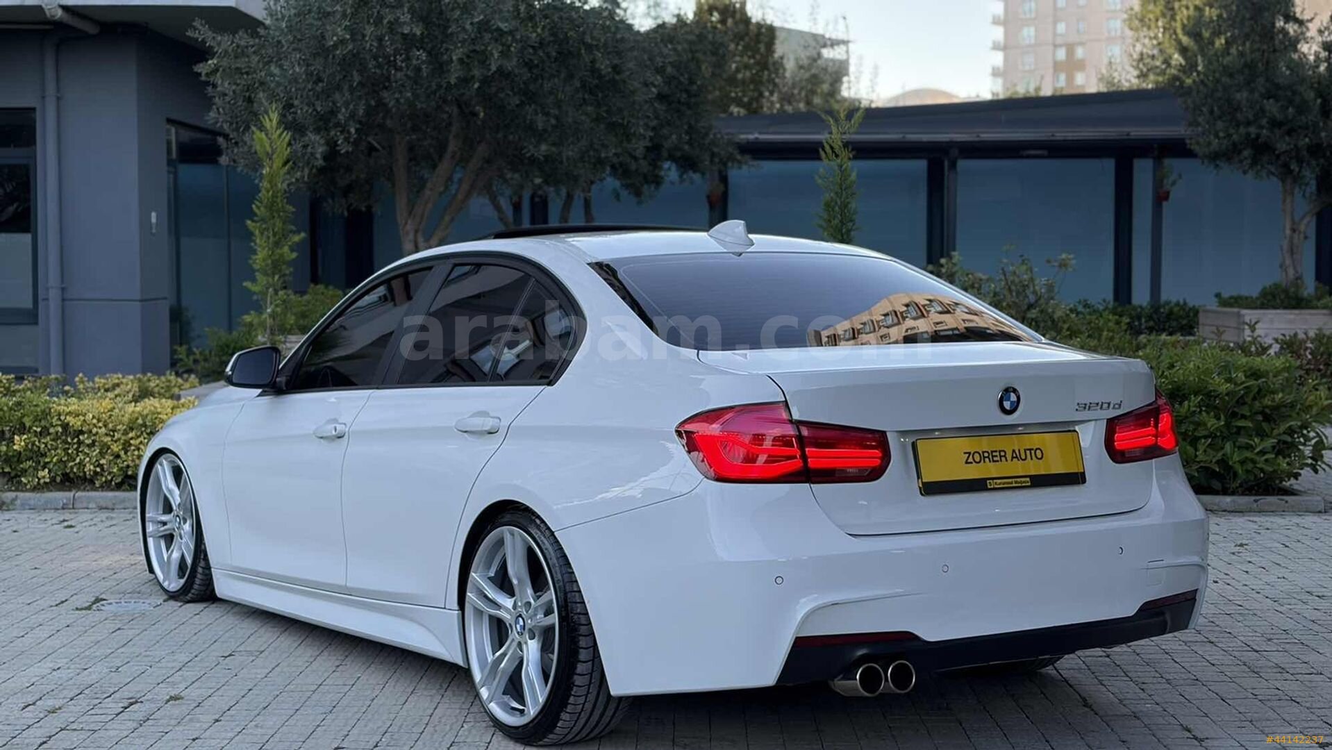 Galeriden BMW 3 Serisi 320d M Sport 2012 Model İstanbul 240.000 km Beyaz 6