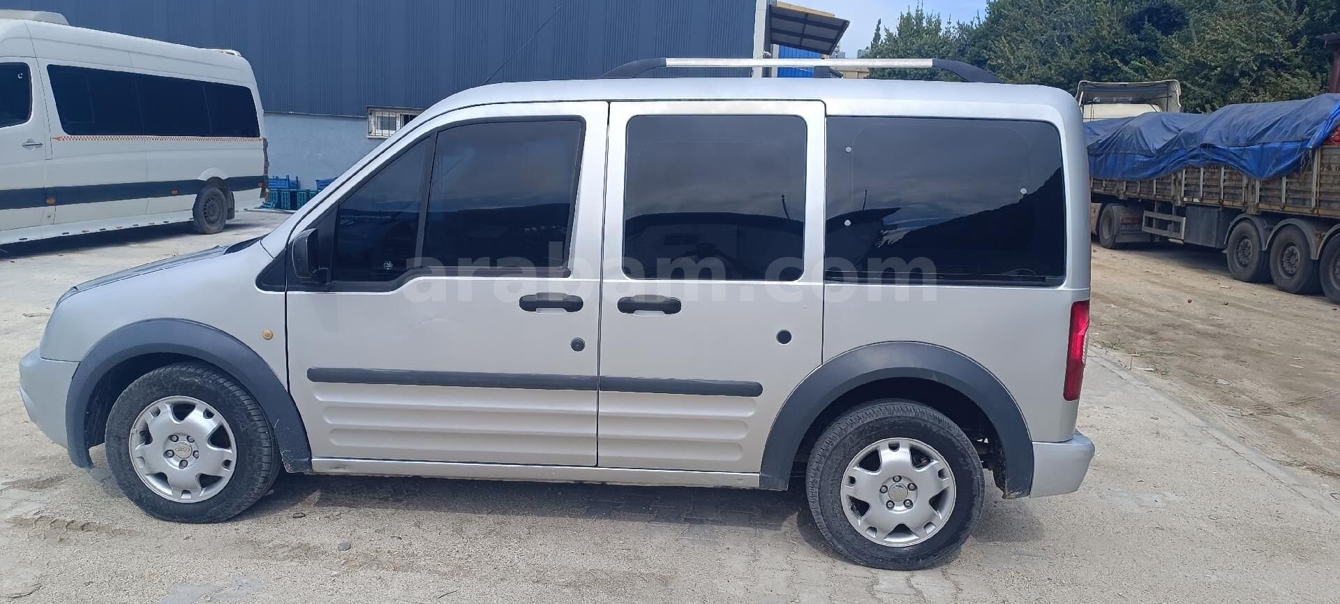 Sahibinden Ford Tourneo Connect 1.8 TDCI Deluxe 2012 Model 2