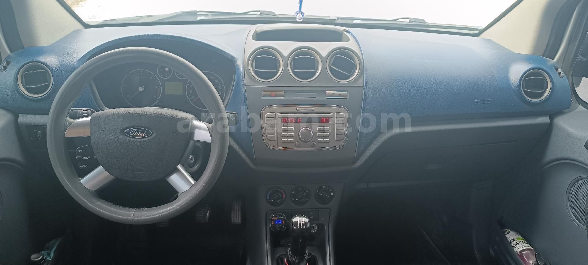 Sahibinden Ford Tourneo Connect 1.8 TDCI Deluxe 2012 Model 5