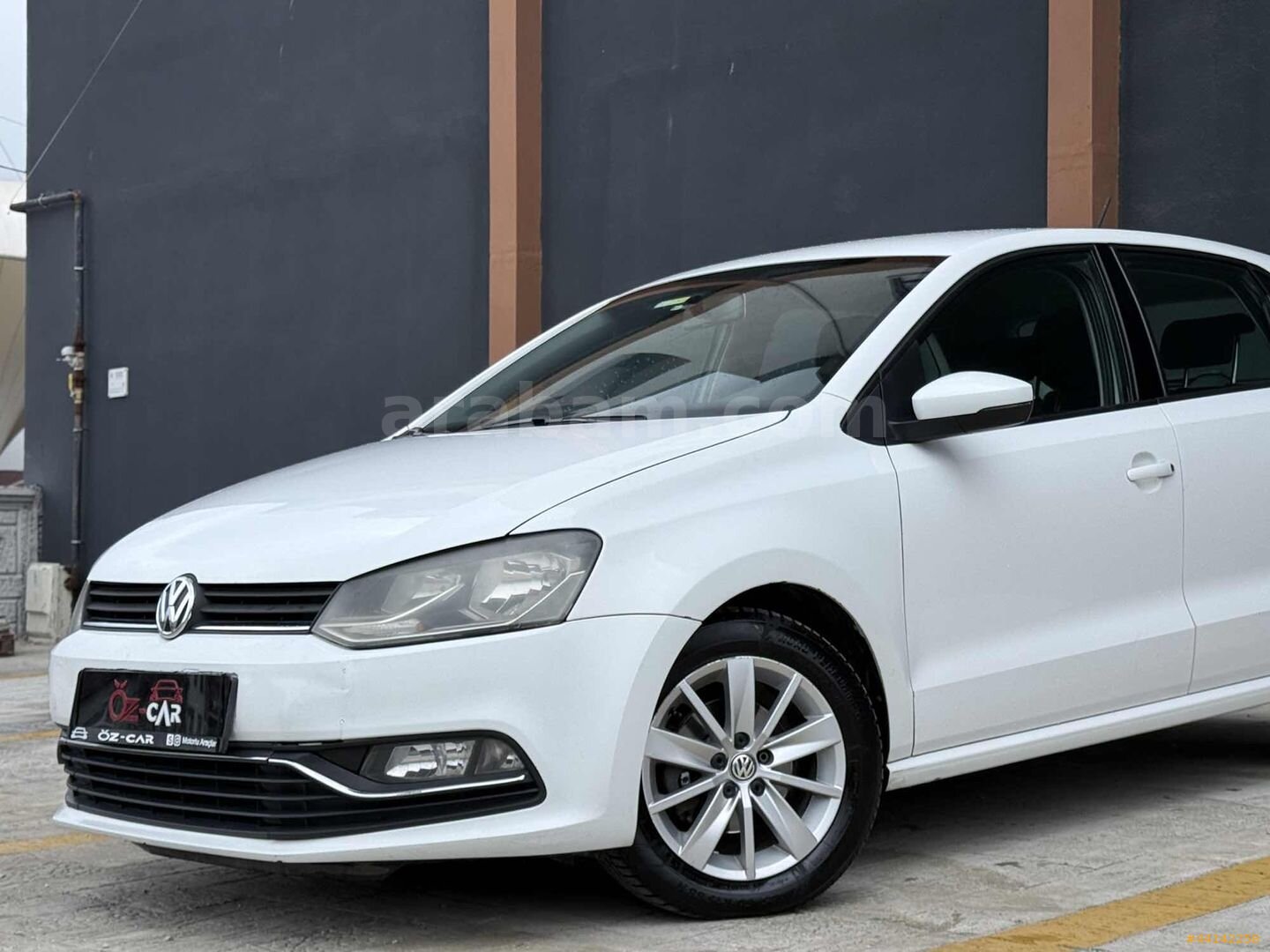 Galeriden Volkswagen Polo 1.4 TDi Comfortline 2016 Model Kocaeli 181.000 km Beyaz 5