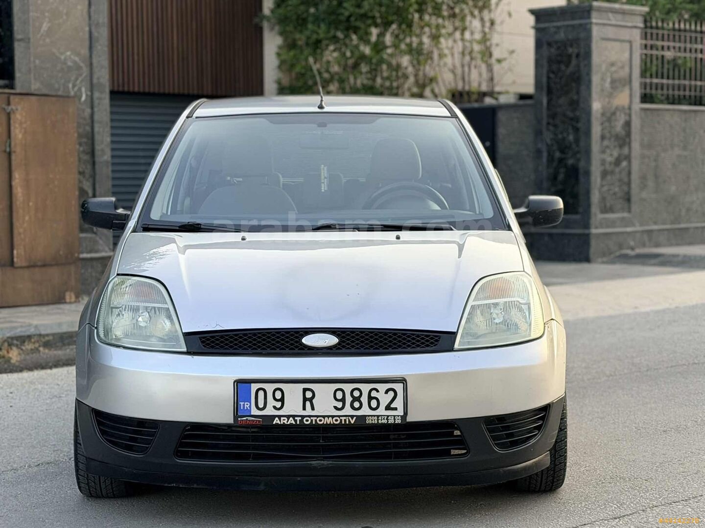 Galeriden Ford Fiesta 1.4 TDCi Comfort 2003 Model Denizli 250.000 km Gri 5