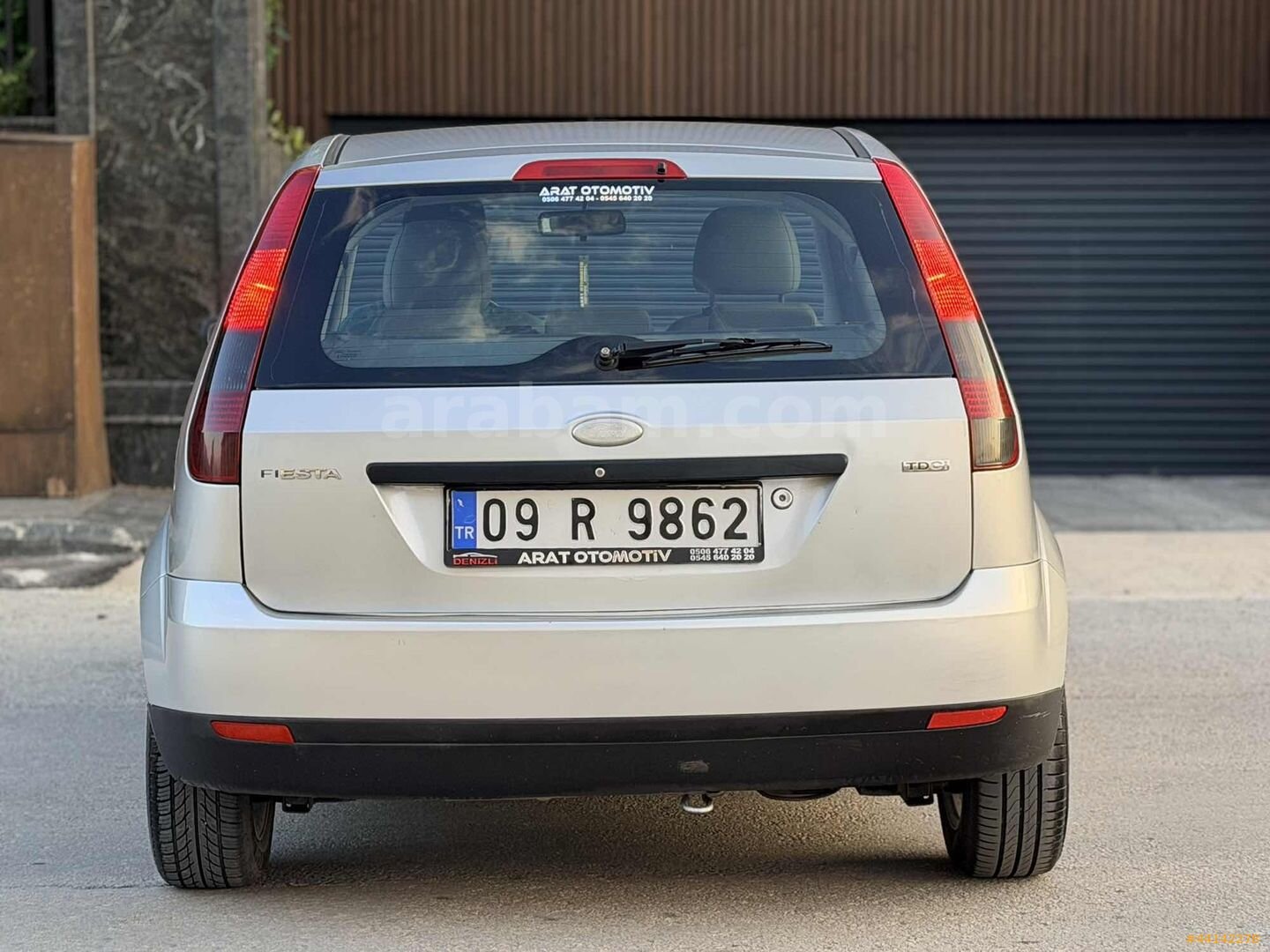 Galeriden Ford Fiesta 1.4 TDCi Comfort 2003 Model Denizli 250.000 km Gri 6
