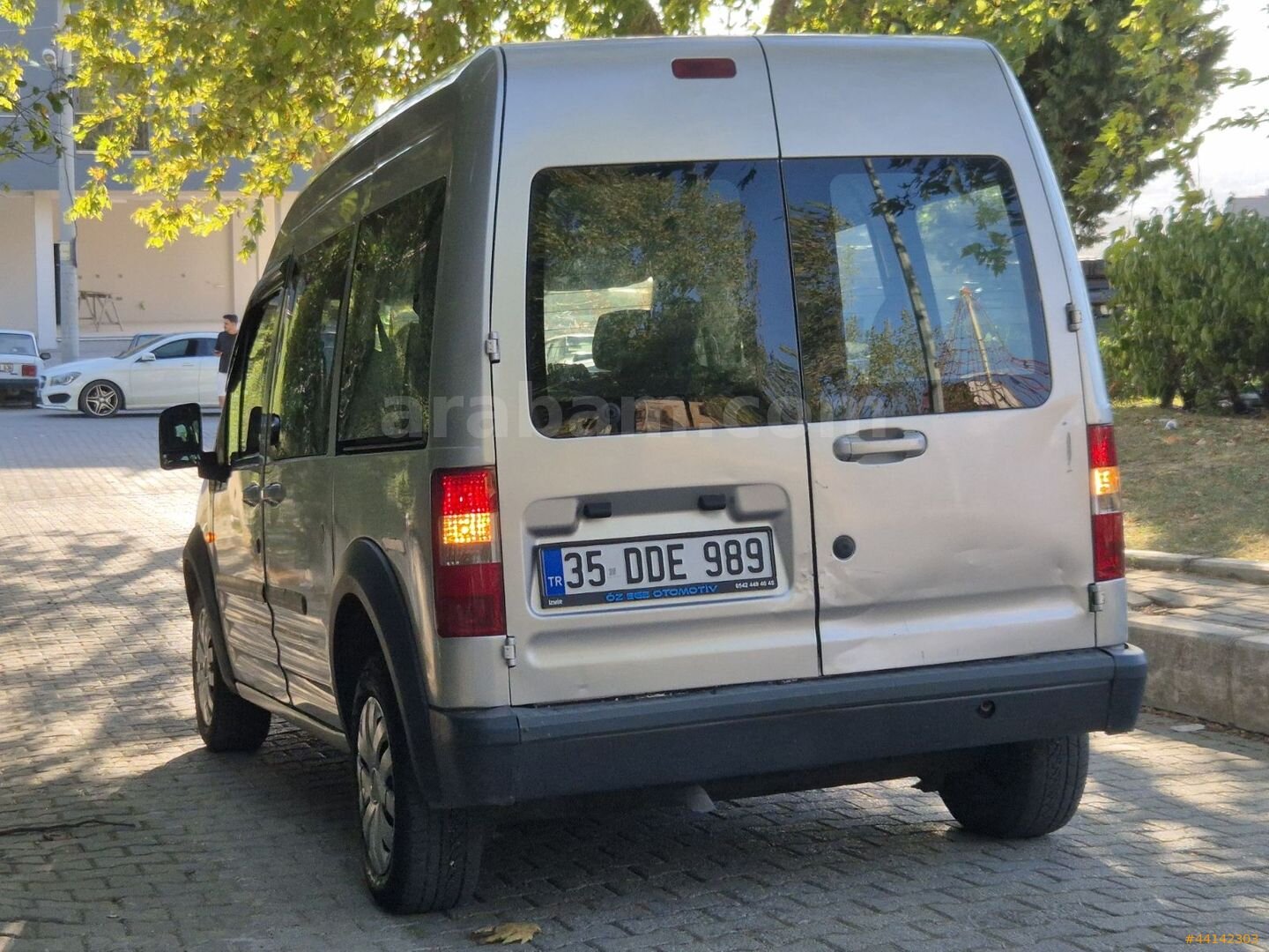 ÖZ EGE OTOMOTİV FORD CONNECT 90LIK CAMLI KOLTUKLU 7