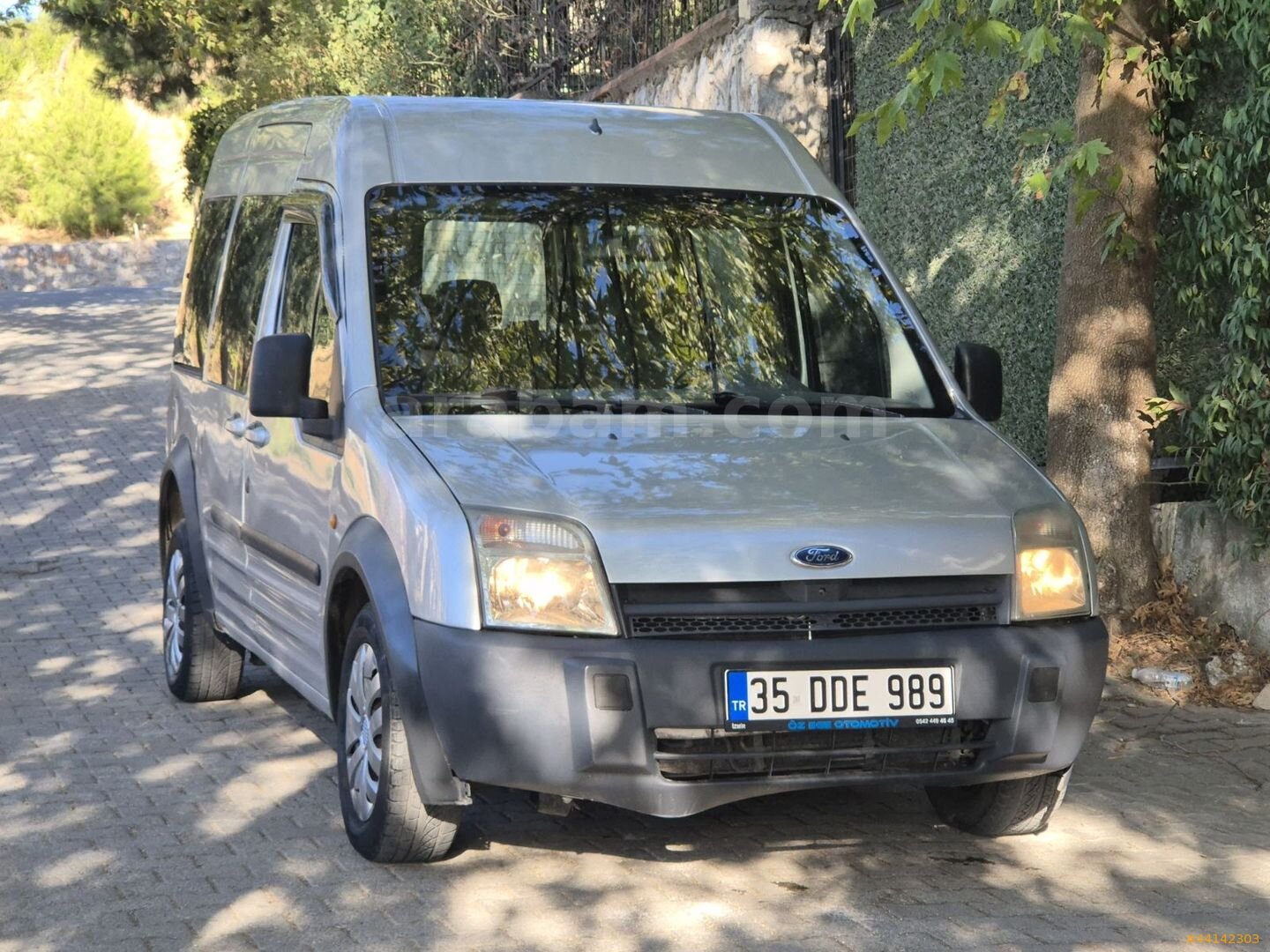 ÖZ EGE OTOMOTİV FORD CONNECT 90LIK CAMLI KOLTUKLU 2