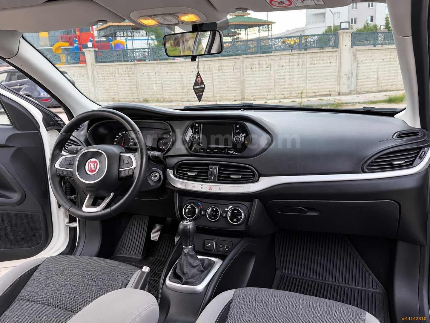 Galeriden Fiat Egea 1.3 Multijet Urban 2016 Model Ankara 168.000 km Beyaz 5