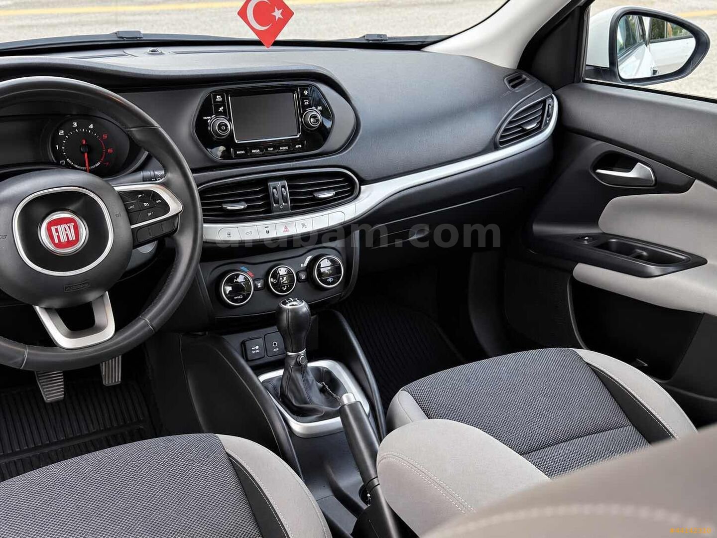 Galeriden Fiat Egea 1.3 Multijet Urban 2016 Model Ankara 168.000 km Beyaz 6