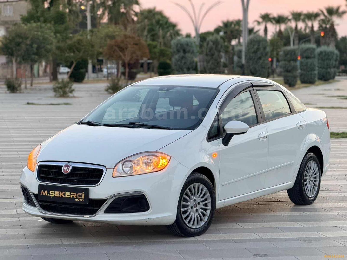 Galeriden Fiat Linea 1.3 Multijet Pop 2016 Model Mersin 131.500 km Beyaz 2