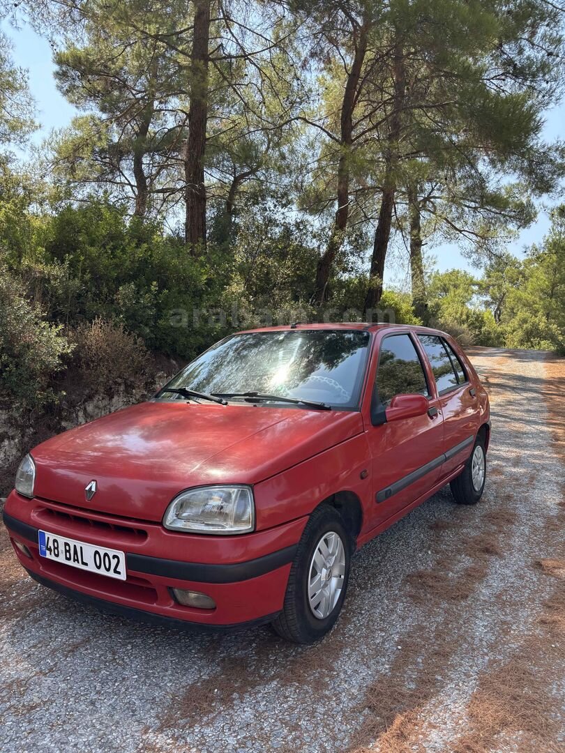 Sahibinden Renault Clio 1.4 RT 1998 Model Muğla 147.000 km Kırmızı 4