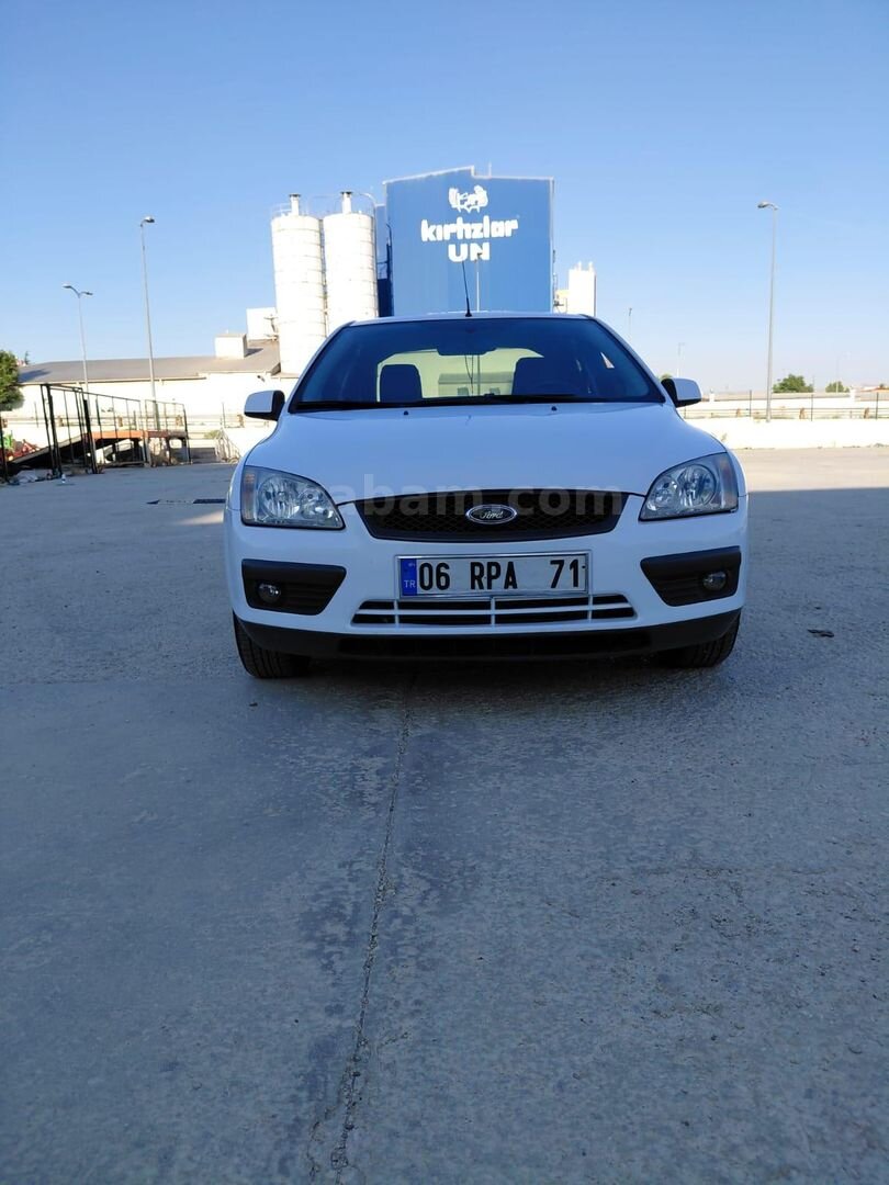 Sahibinden Ford Focus 1.6 TDCi Trend 2007 Model Ankara 300.000 km Beyaz 7