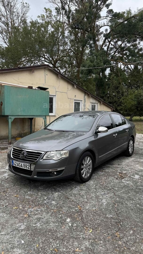 Sahibinden Volkswagen Passat 1.6 FSi Comfortline 2005 Model İstanbul 246.000 km Füme 2
