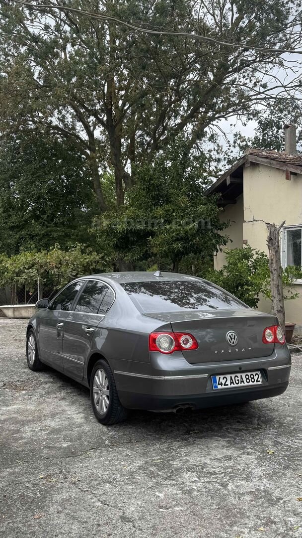 Sahibinden Volkswagen Passat 1.6 FSi Comfortline 2005 Model İstanbul 246.000 km Füme 5