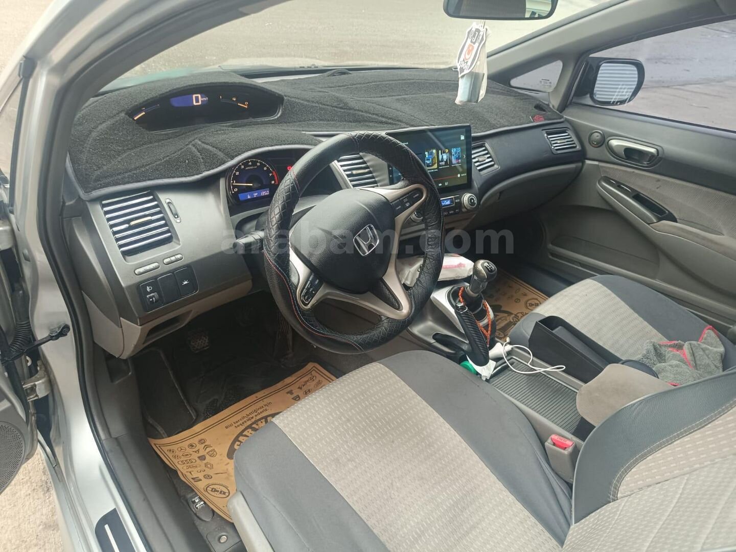 Sahibinden Honda Civic 1.6 Premium 2008 Model Batman 235.000 km Gri (Gümüş) 4