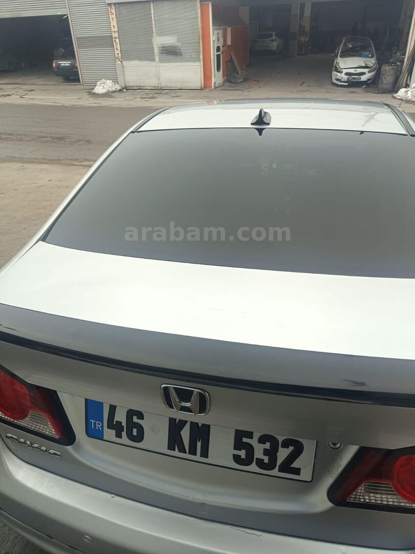 Sahibinden Honda Civic 1.6 Premium 2008 Model Batman 235.000 km Gri (Gümüş) 2