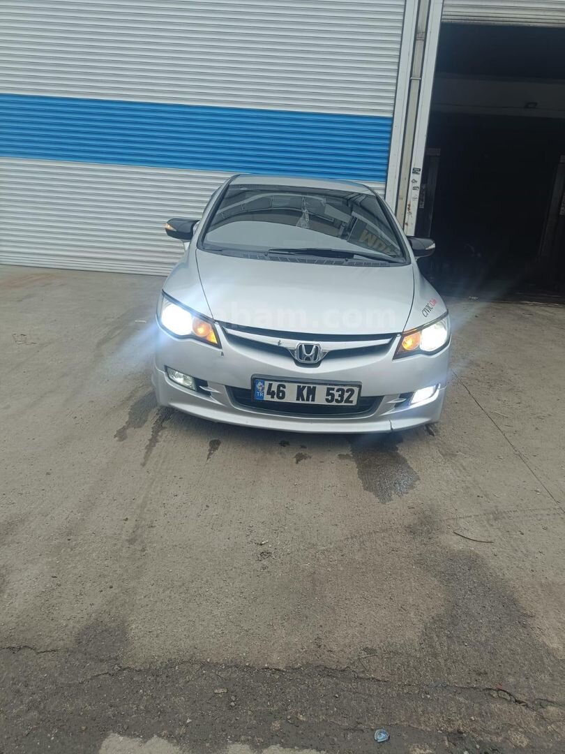 Sahibinden Honda Civic 1.6 Premium 2008 Model Batman 235.000 km Gri (Gümüş) 3