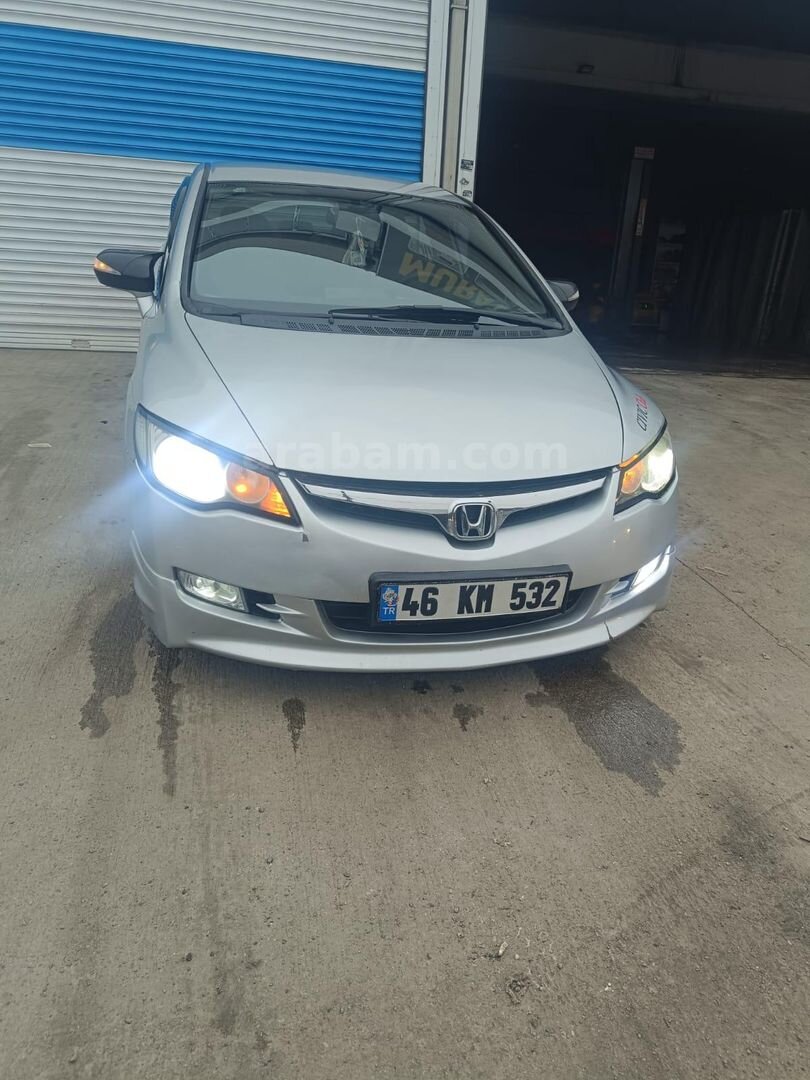 Sahibinden Honda Civic 1.6 Premium 2008 Model Batman 235.000 km Gri (Gümüş) 7