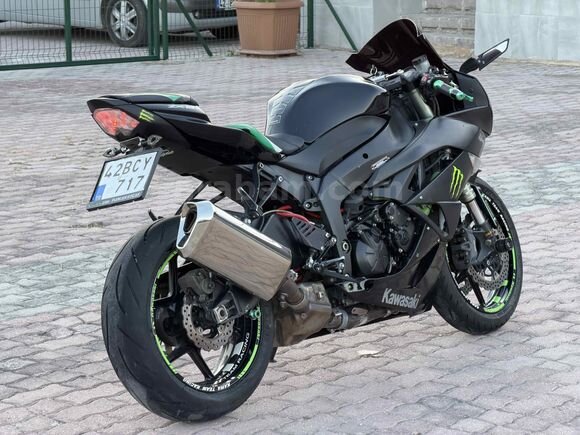 Galeriden Kawasaki Ninja ZX 6R 2011 Model Konya 41.000 km Siyah