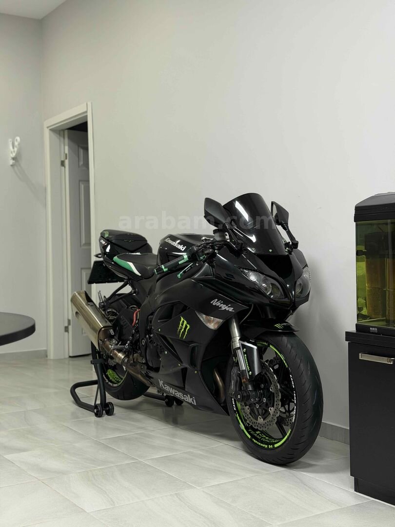 Galeriden Kawasaki Ninja ZX 6R 2011 Model Konya 41.000 km Siyah