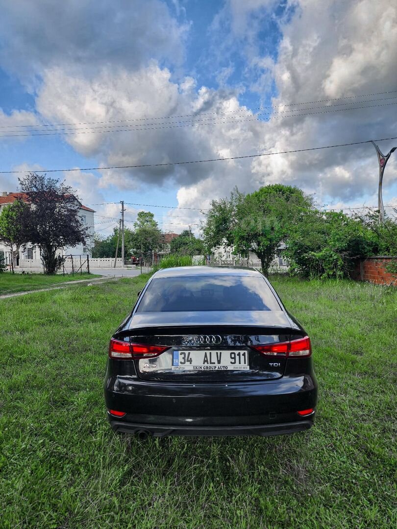 Sahibinden Audi A3 Sedan 1.6 TDI Dynamic 2017 Model İstanbul 194.000 km Siyah 6