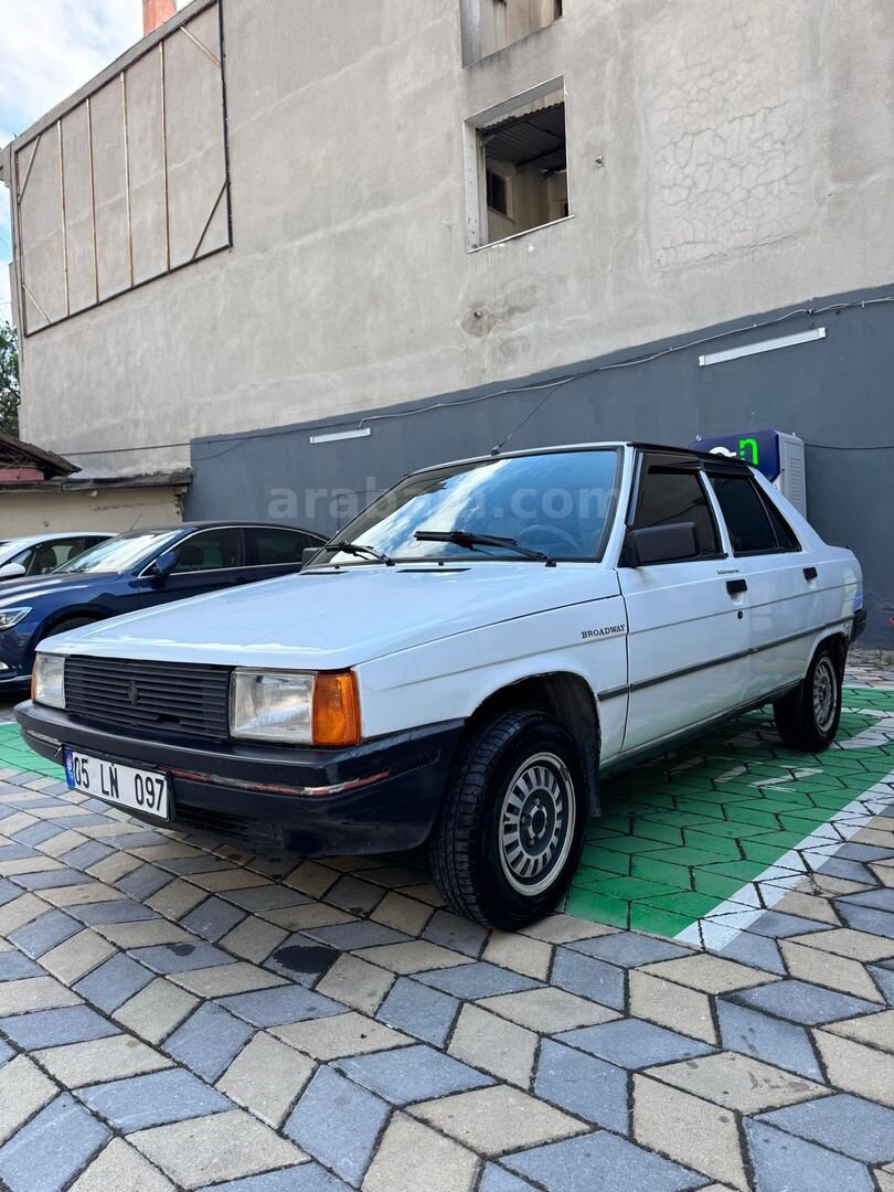 Sahibinden Renault R 9 1.4 Broadway 1991 Model Amasya 303.111 km Beyaz 2