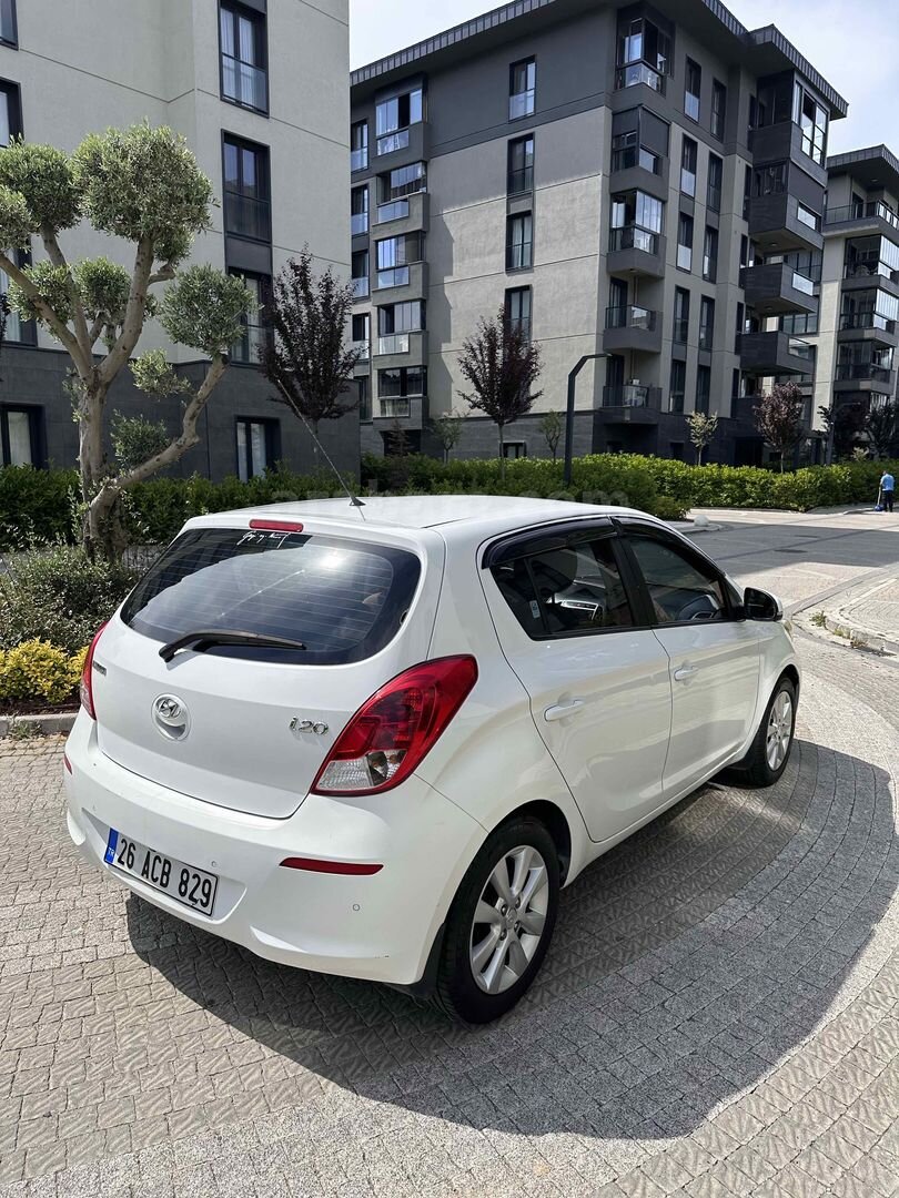 Sahibinden Hyundai i20 1.2 D-CVVT Sense 5