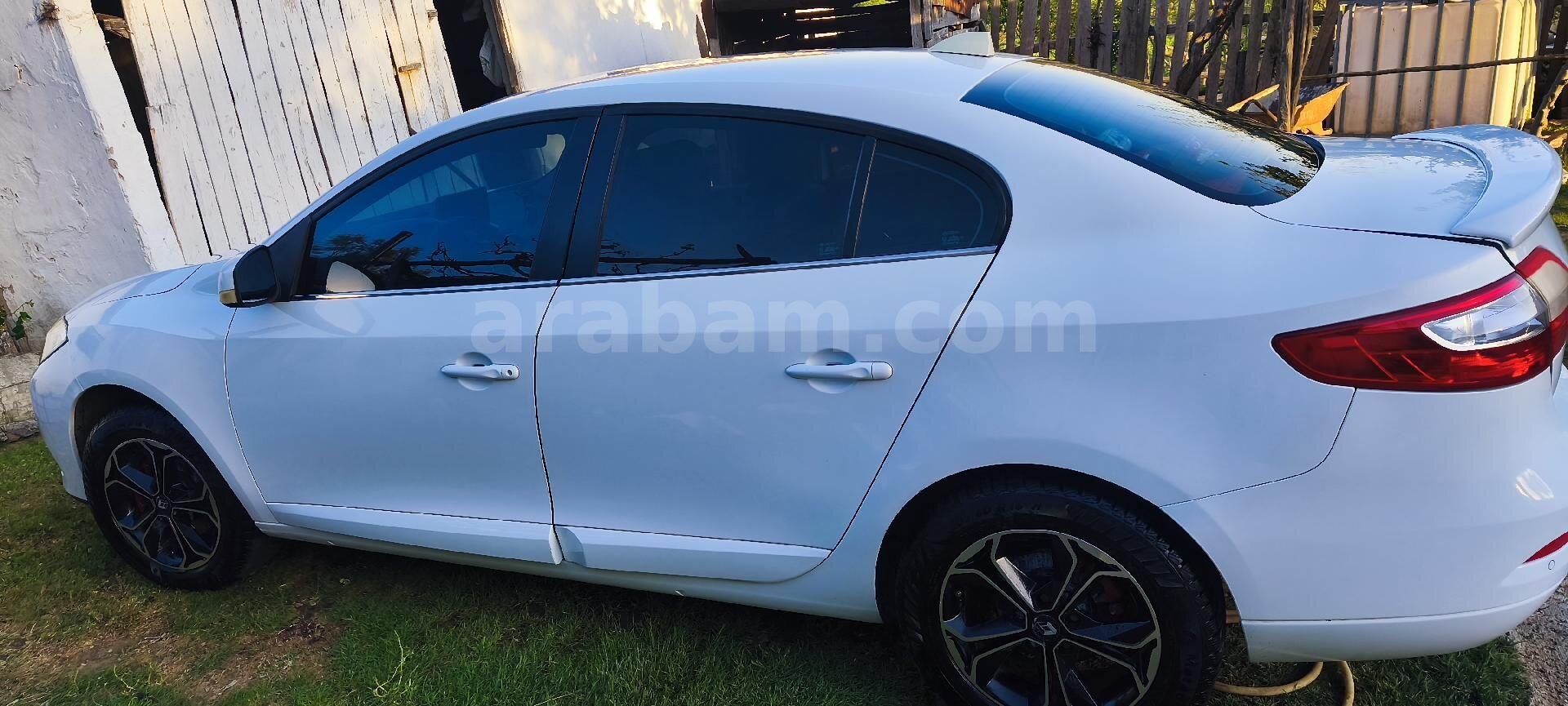 Sahibinden Renault Fluence 1.5 dCi Touch 2015 Model Tekirdağ 210.000 km Beyaz 3