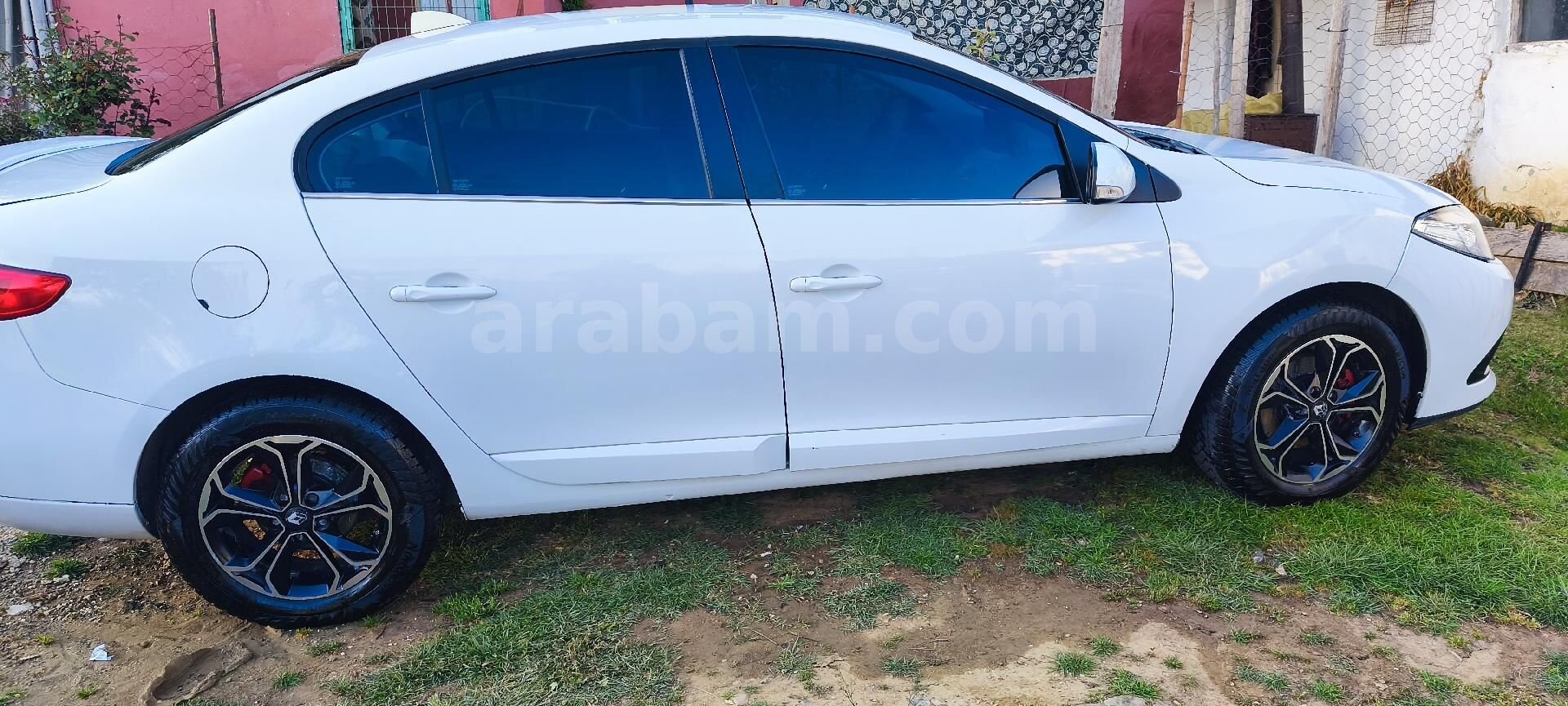 Sahibinden Renault Fluence 1.5 dCi Touch 2015 Model Tekirdağ 210.000 km Beyaz 4