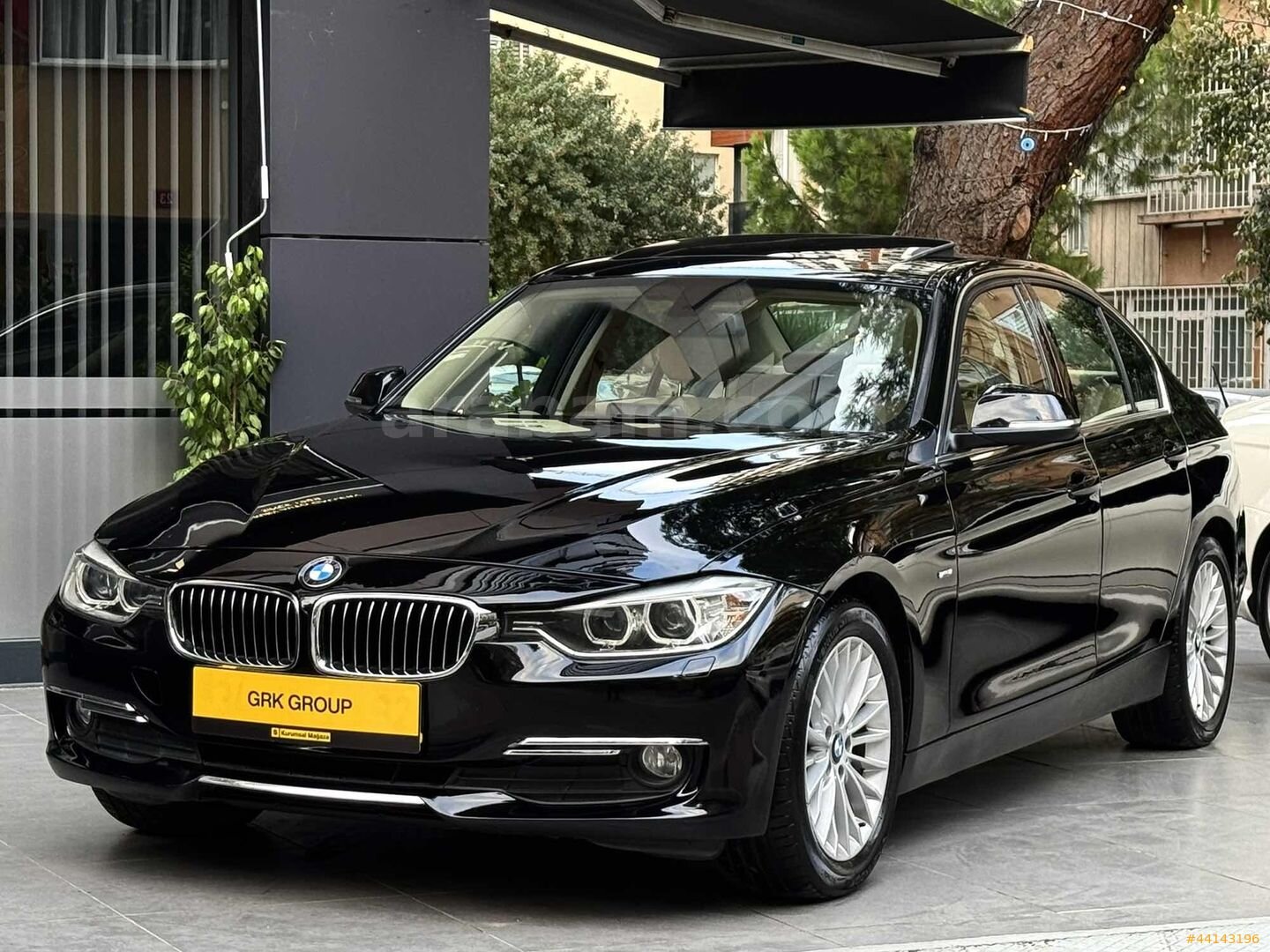 Galeriden BMW 3 Serisi 320d Luxury 2012 Model İstanbul 169.800 km Siyah 6