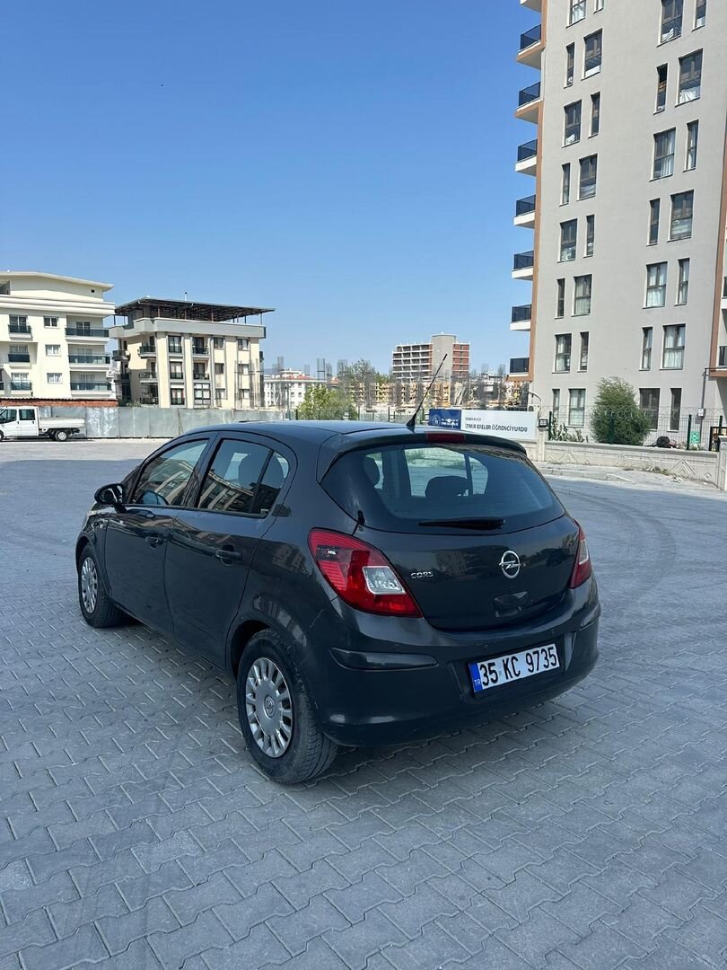 Sahibinden Opel Corsa 1.2 Twinport Essentia 2014 Model İzmir 151.000 km Gri 6