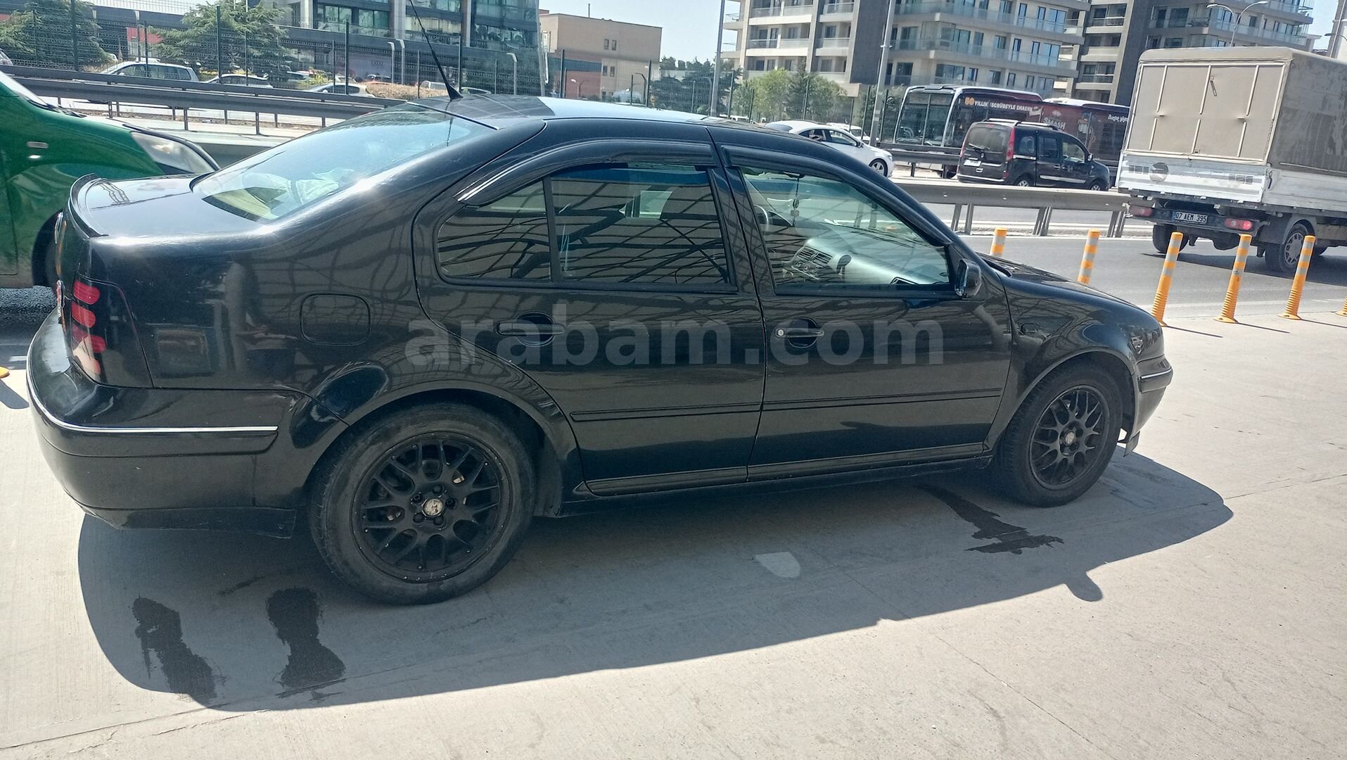 Sahibinden Volkswagen Bora 1.8 4Motion 2000 Model İstanbul 310.000 km Siyah 2