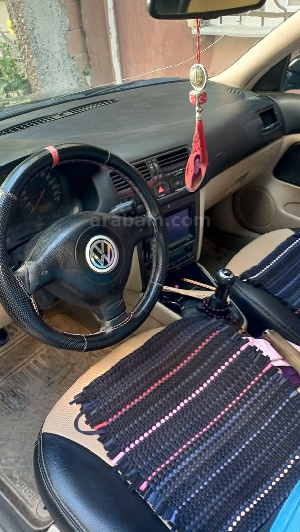 Sahibinden Volkswagen Bora 1.8 4Motion 2000 Model İstanbul 310.000 km Siyah 6