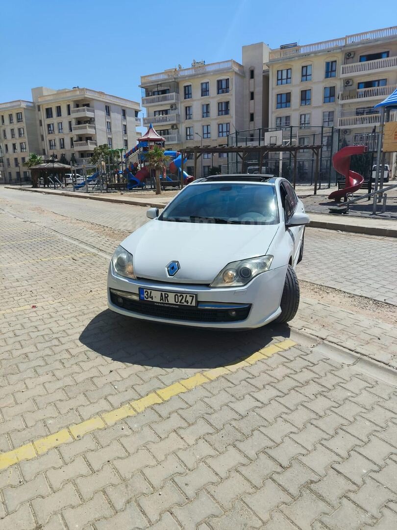 Sahibinden Renault Laguna 1.5 dCi Executive 2010 Model Mardin 267.000 km Beyaz 4