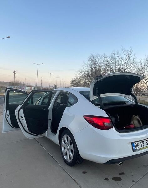 Sahibinden Opel Astra 1.4 T Business 2015 Model Diyarbakır 159.000 km Beyaz